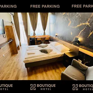 Boutique & Event Center מלון בודפשט